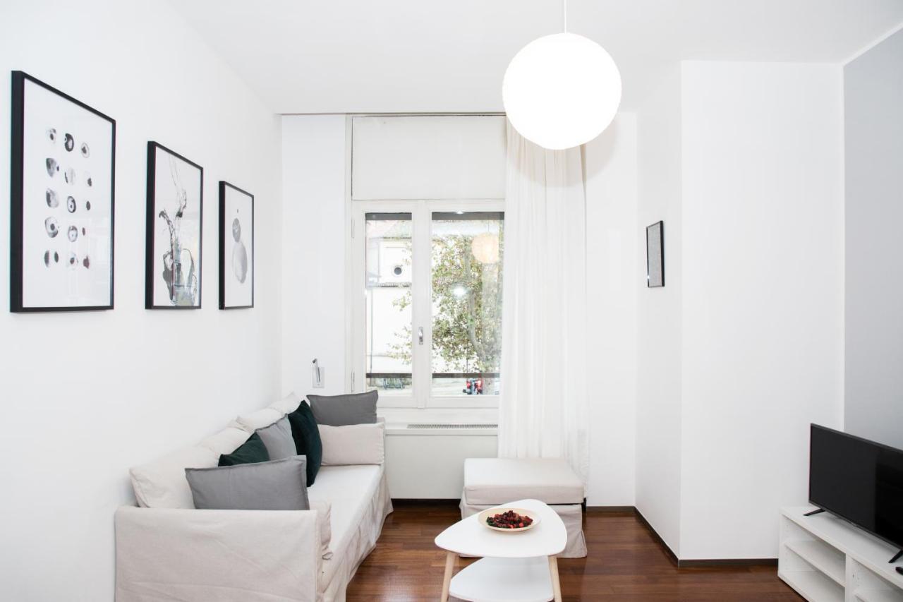 Hemeras Boutique Homes - 2 Luxury Apartments In The City Center Мілан Екстер'єр фото
