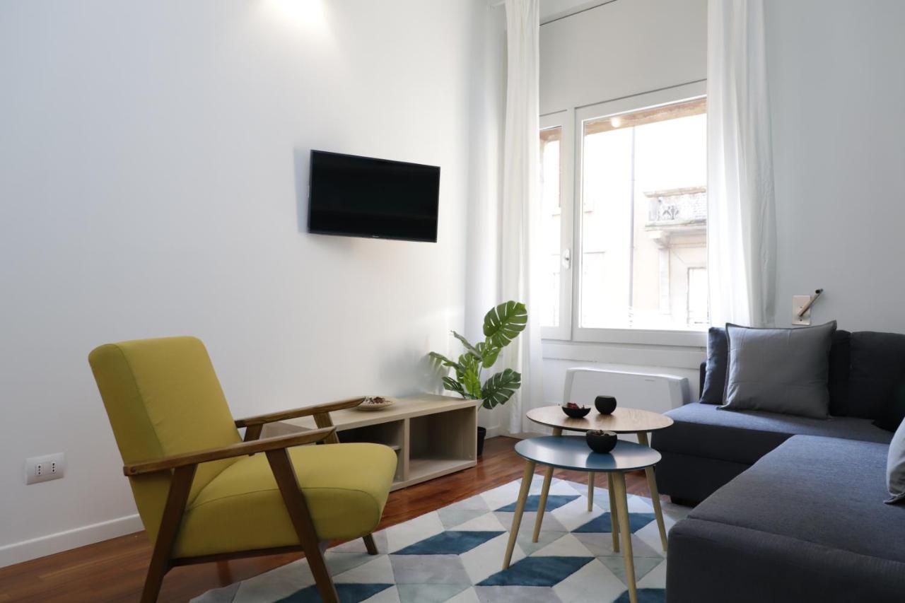 Hemeras Boutique Homes - 2 Luxury Apartments In The City Center Мілан Екстер'єр фото